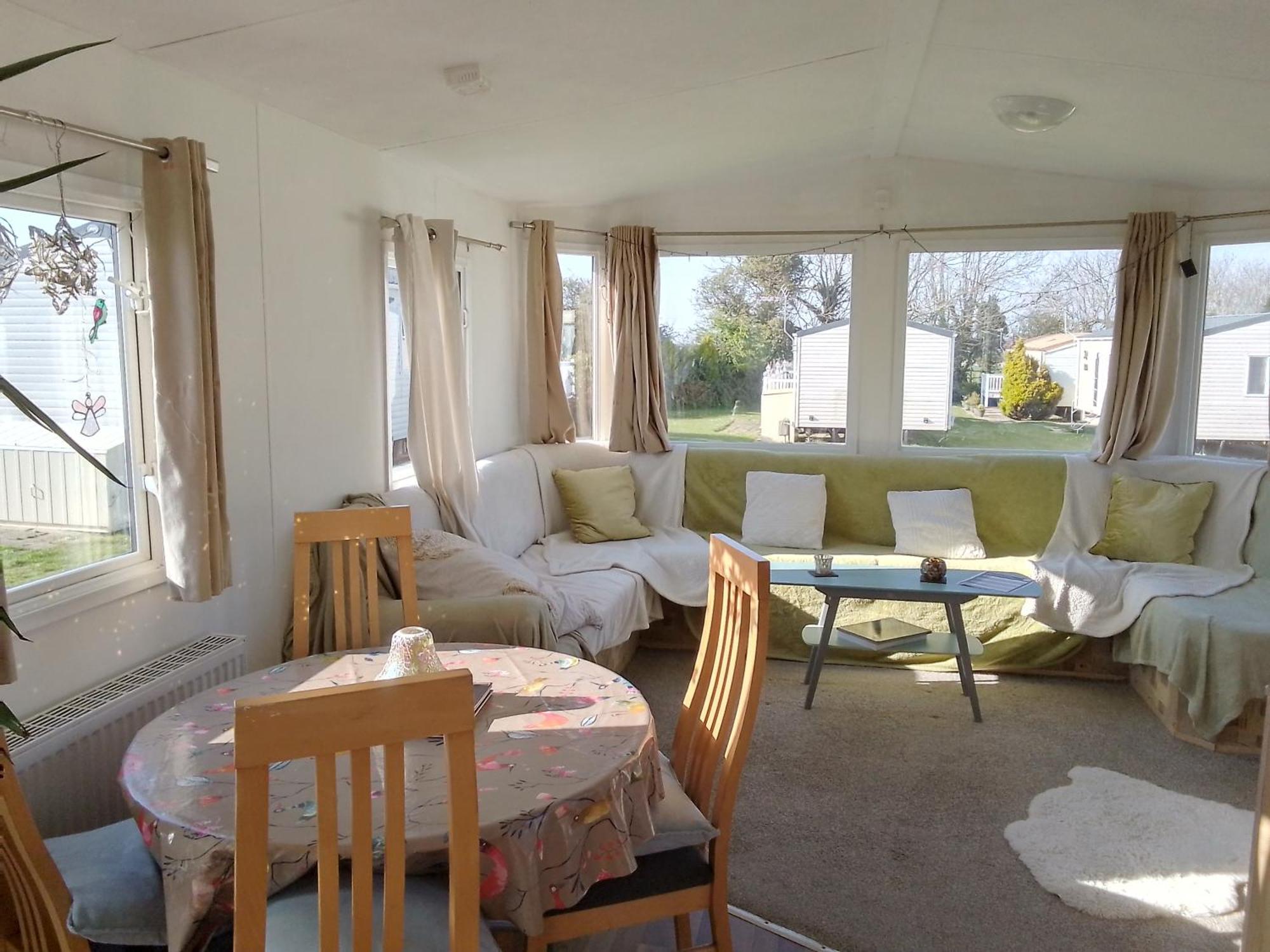 Private Caravan Situated At Parkdean Holiday Resort St Margaret'S At Cliffe Number 18 エクステリア 写真