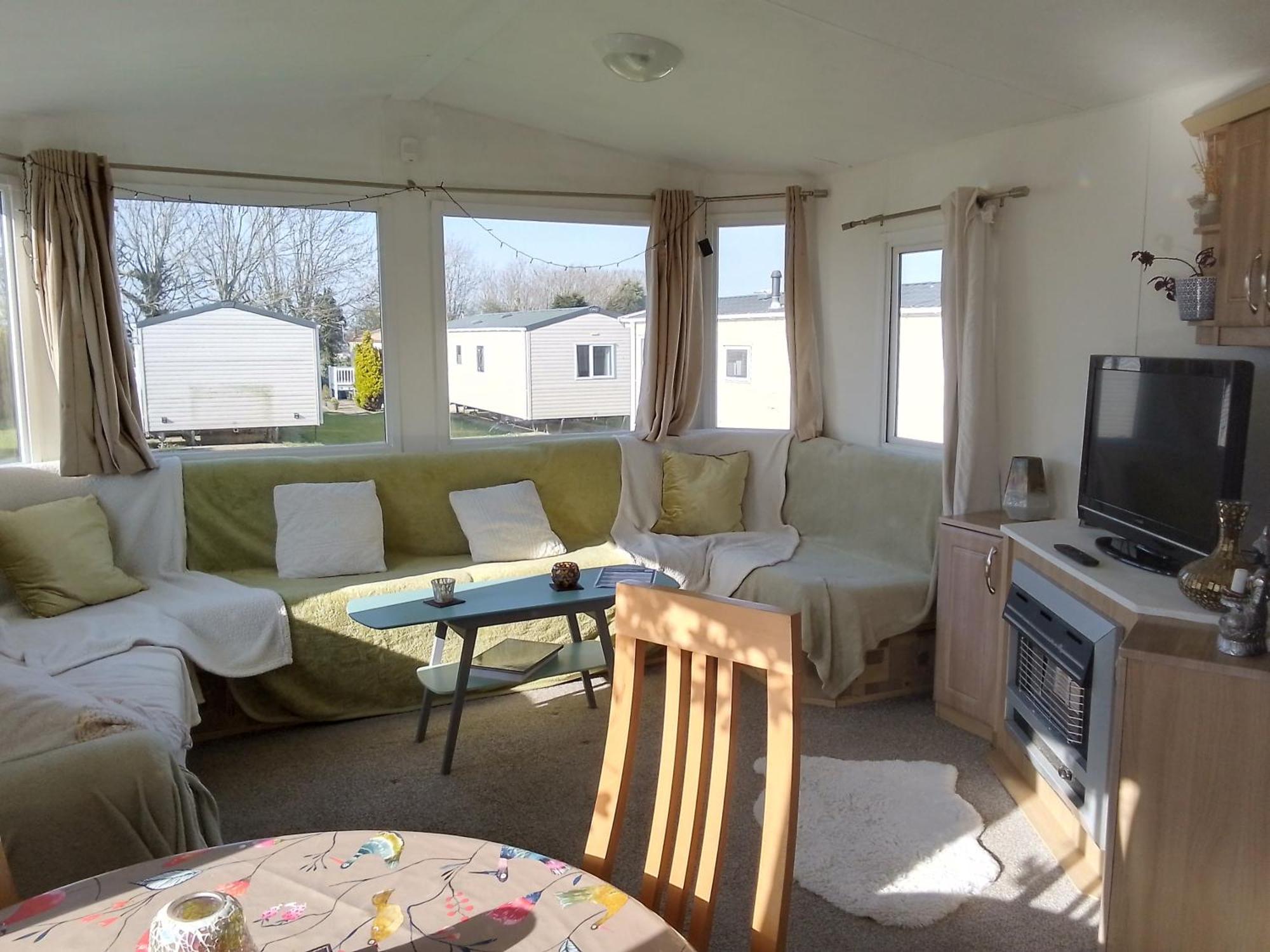 Private Caravan Situated At Parkdean Holiday Resort St Margaret'S At Cliffe Number 18 エクステリア 写真